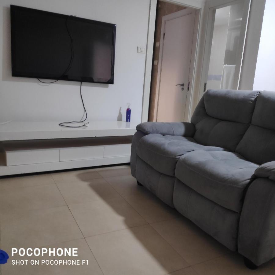 סוויטה של אלון Appartement Arad Buitenkant foto
