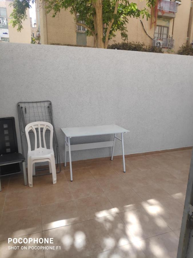סוויטה של אלון Appartement Arad Buitenkant foto